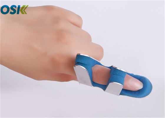 Stecca del dito dislocata blu, tipo stecca ortopedica della fasciatura del dito
